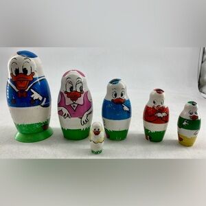 6 Vintage 1950's Walt Disney DONALD DUCK
Russian Nesting Dolls Eichhorn Germany